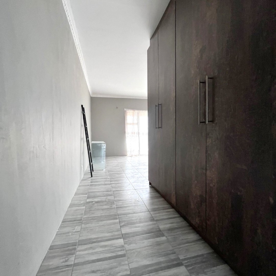 4 Bedroom Property for Sale in Despatch Central Eastern Cape